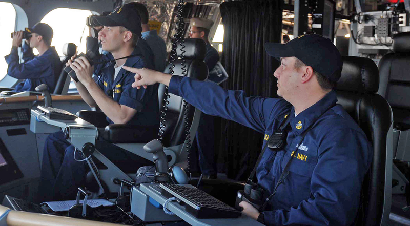 Illustration for article titled This Puny Wheel Will Be Used To Steer The Royal Navy's Largest Warship Ever